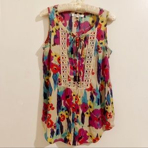 Floral sleeveless blouse
